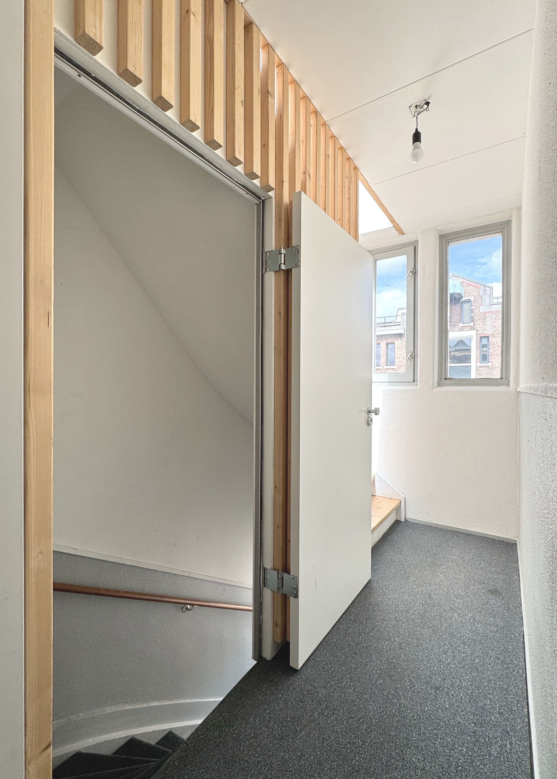 Foto 30 van Van Diemenstraat 31