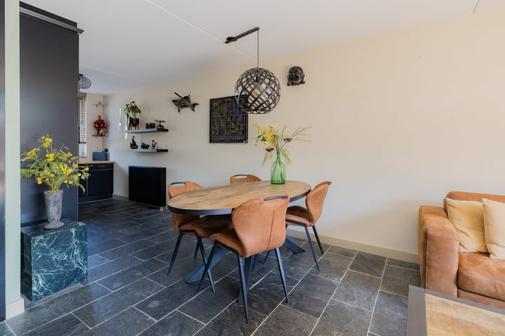 Foto 17 van Planetenweg 337