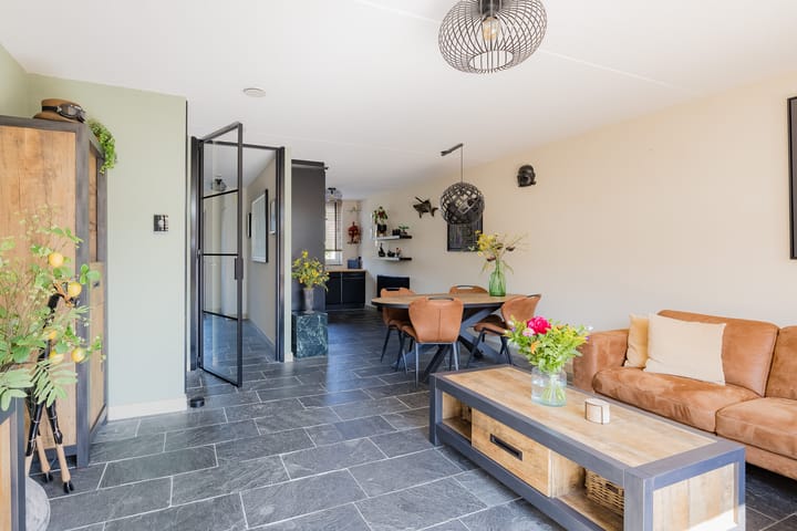 Foto 13 van Planetenweg 337