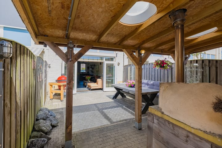 Foto 25 van Planetenweg 337