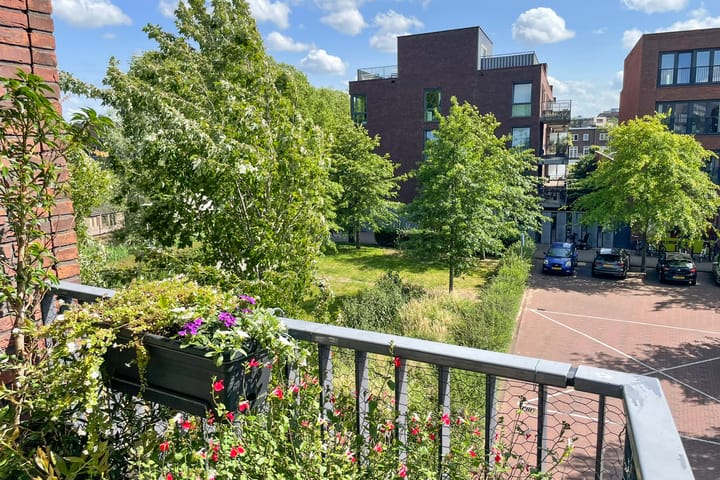 Foto 21 van Haroekoeplein 7