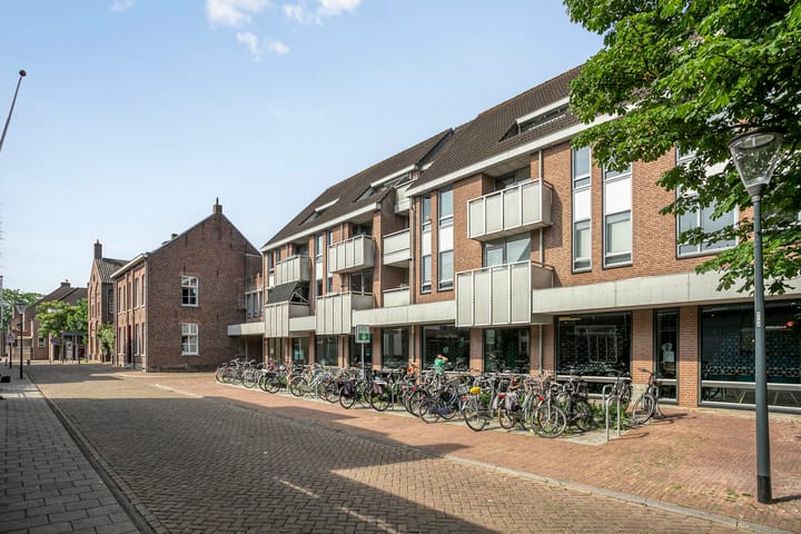 Foto 21 van Leeuwstraat 36