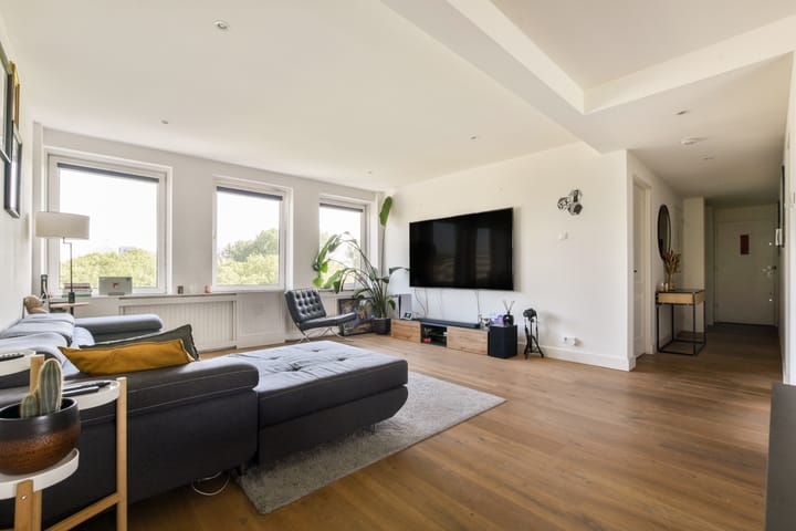 Photo 2 of Van Nijenrodeweg 858