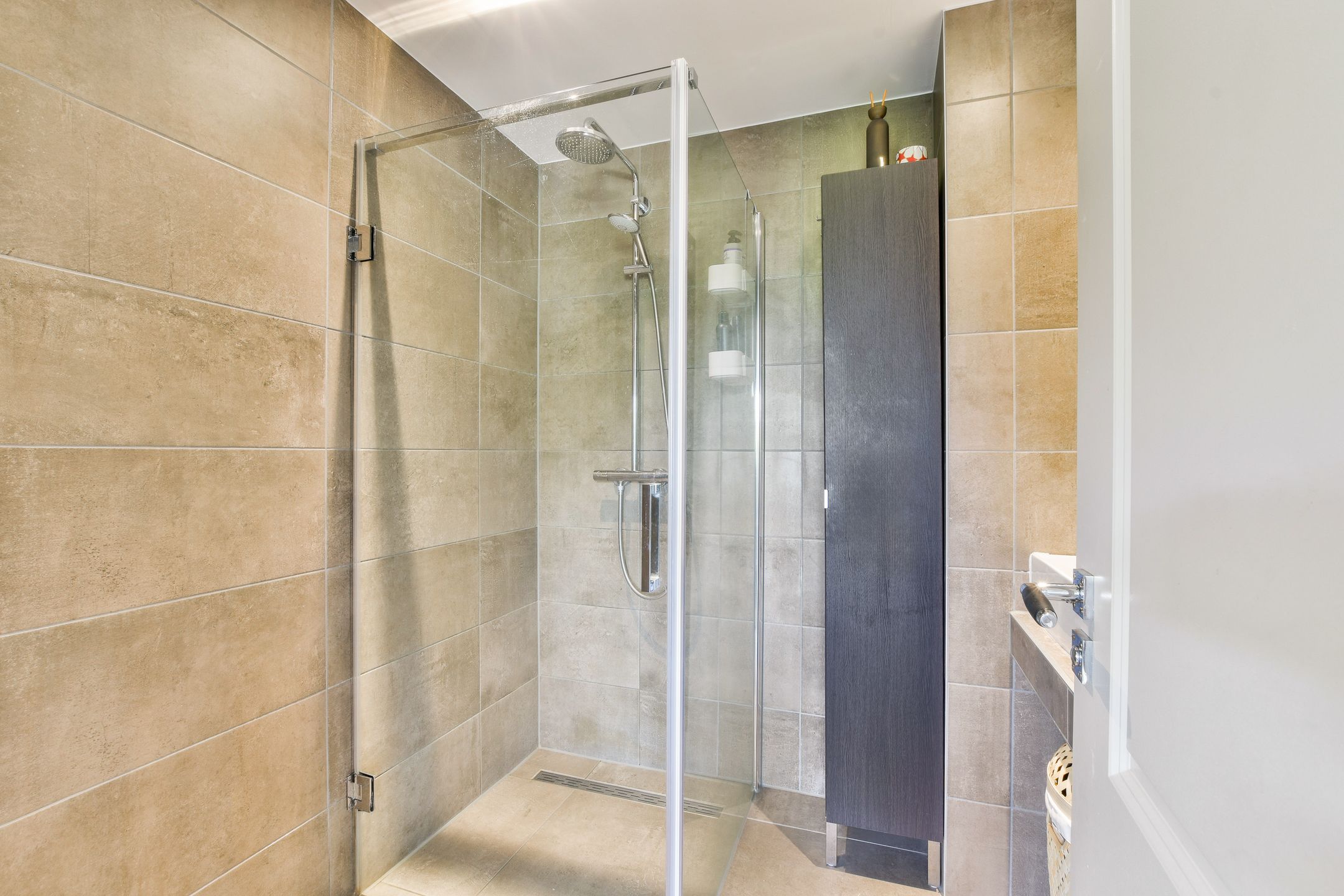 Foto 18 van Van Nijenrodeweg 858