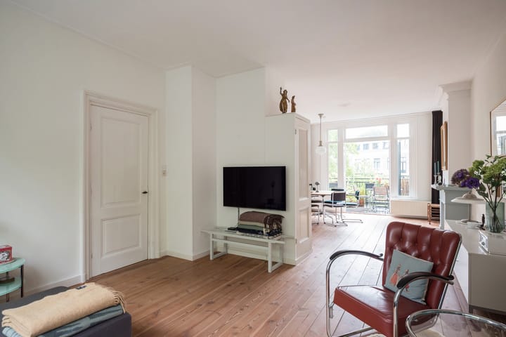 Photo 15 of Maerten van Heemskerckstraat 9-RD