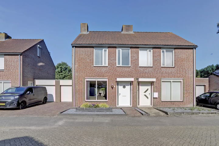 Foto 32 van van Hovedreef 13