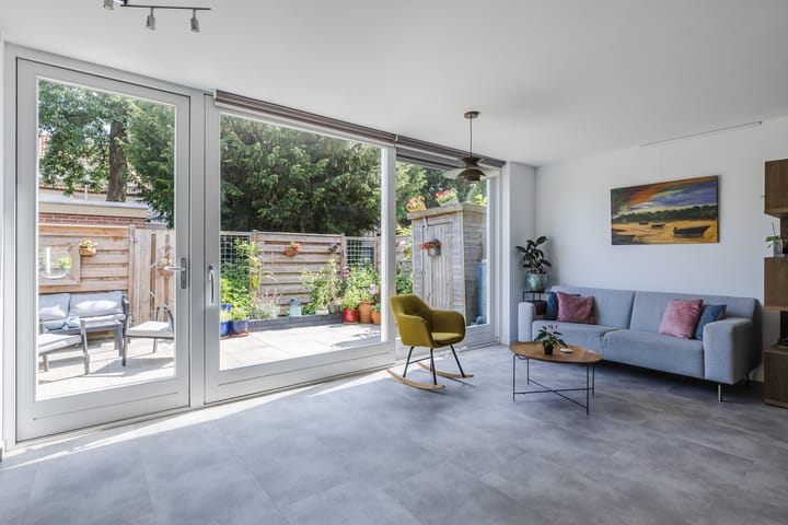 Photo 2 of Veeteeltstraat 41