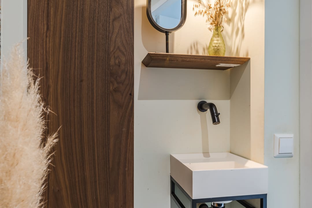 Photo 22 of Veeteeltstraat 41