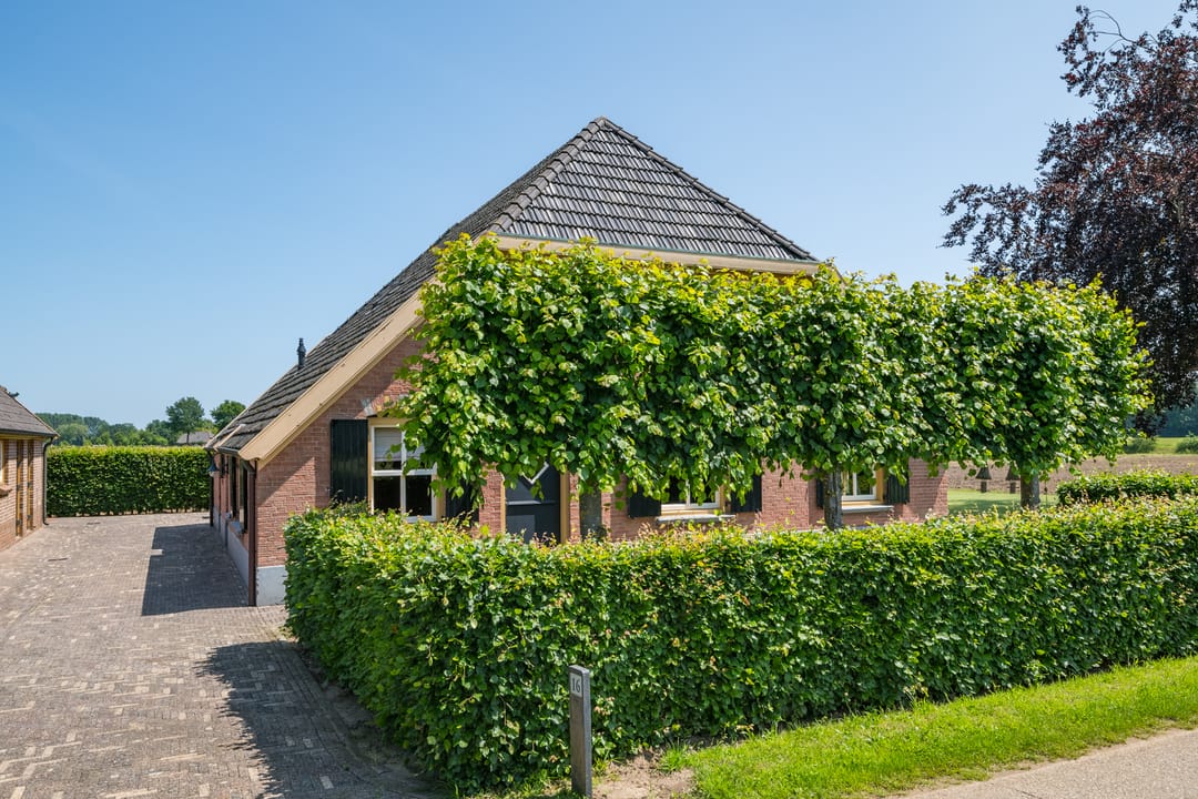 Photo 13 of Uilenesterstraat 16