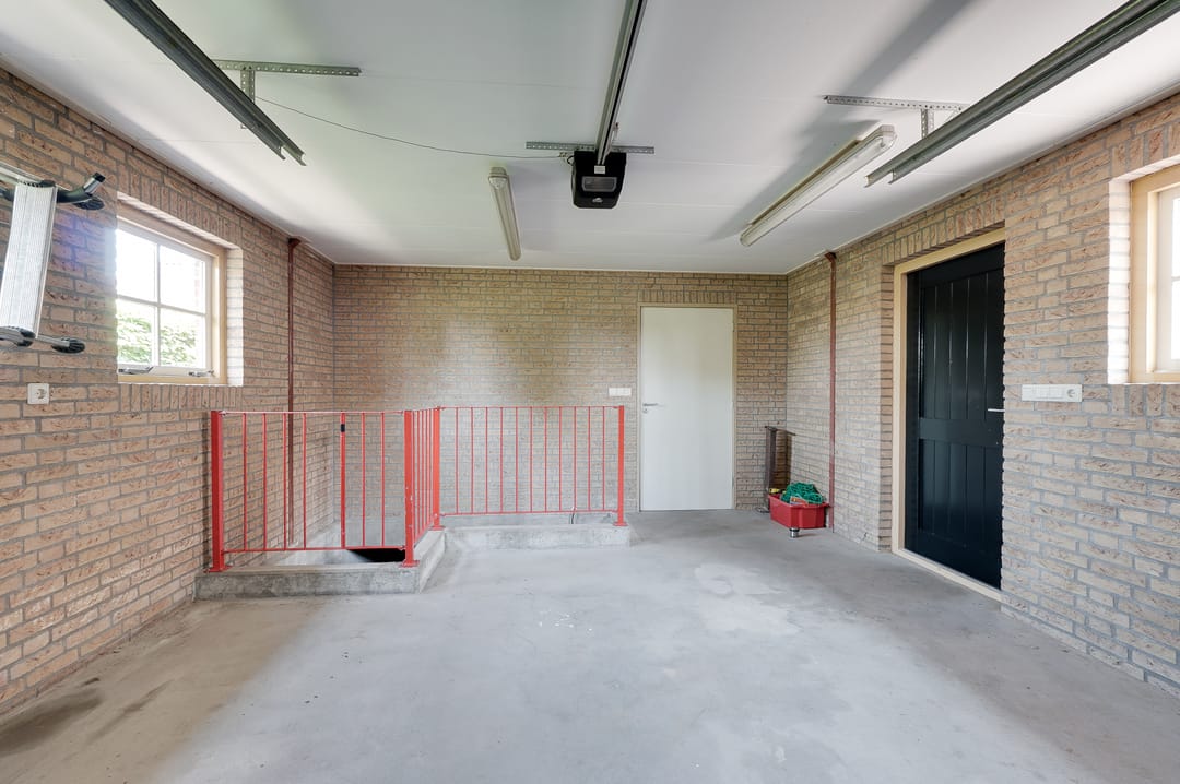 Photo 77 of Uilenesterstraat 16