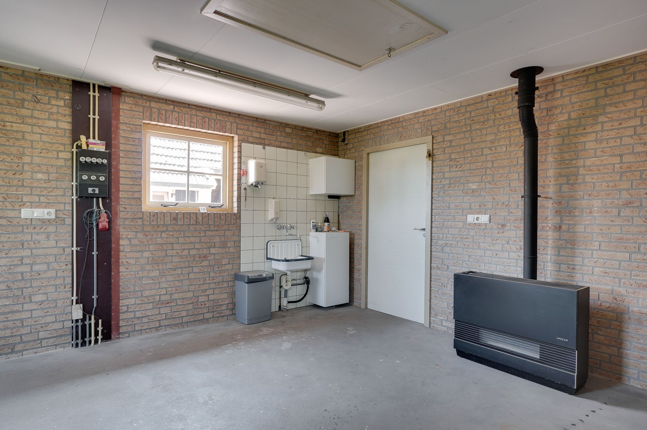 Photo 81 of Uilenesterstraat 16