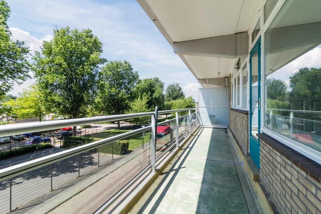 Photo 2 of Zwaluwstraat 94