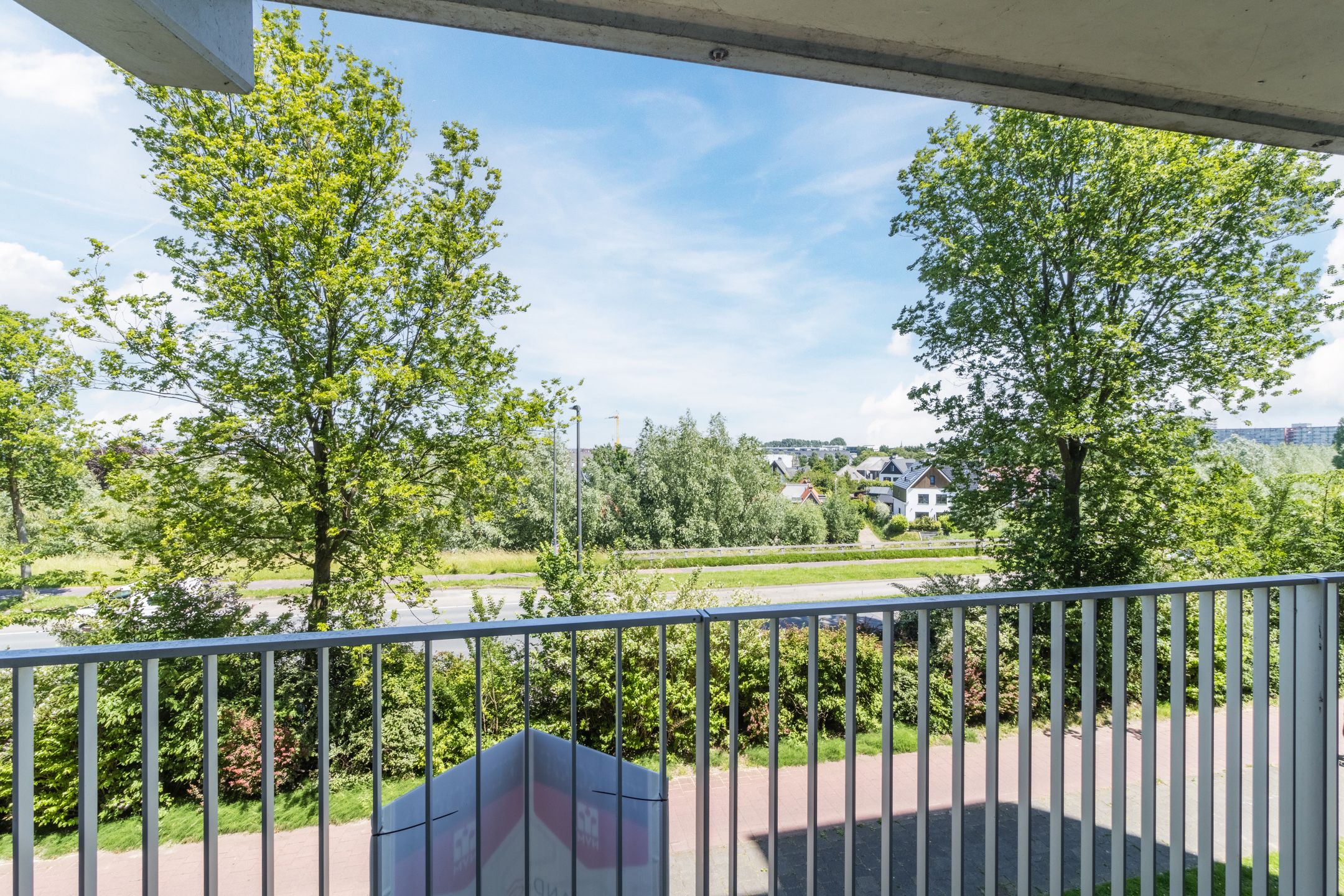 Photo 3 of Zwaluwstraat 94