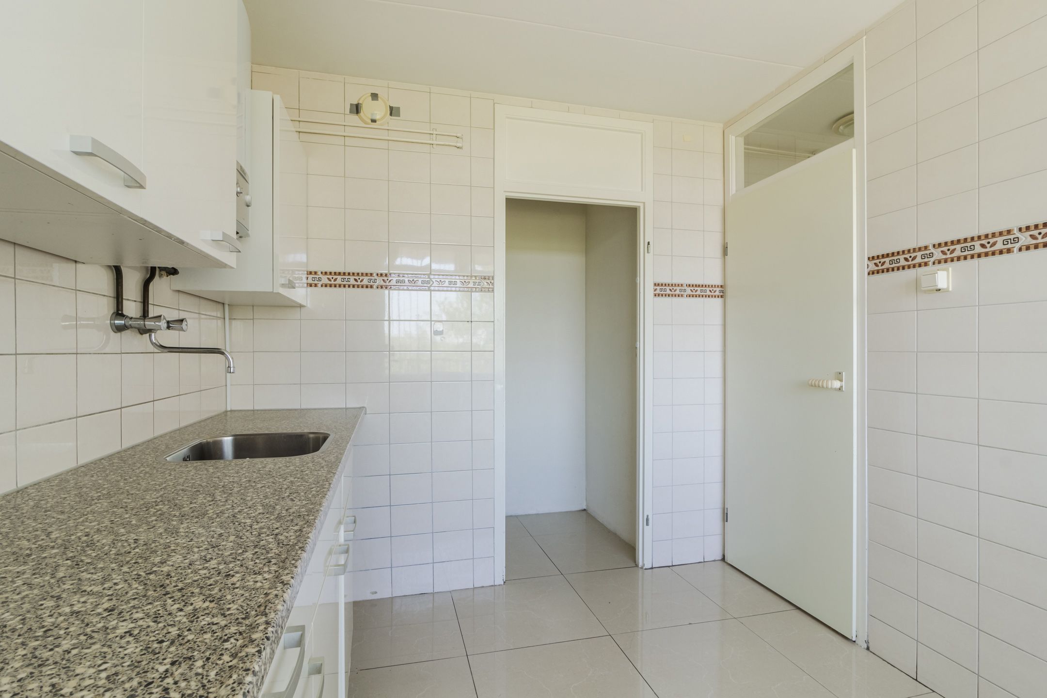 Photo 9 of Zwaluwstraat 94