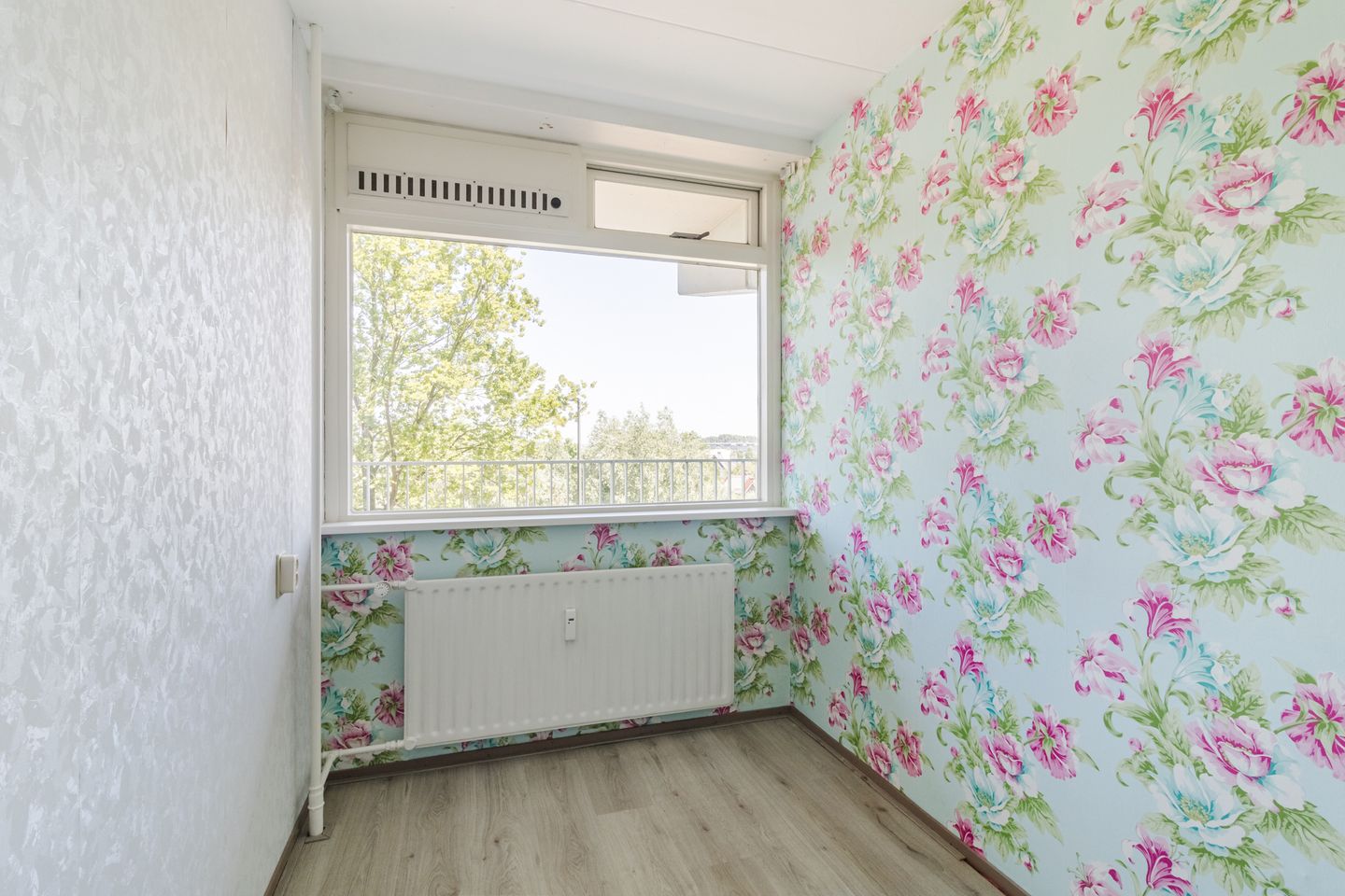 Photo 10 of Zwaluwstraat 94