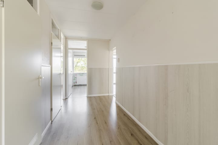 Photo 21 of Zwaluwstraat 94