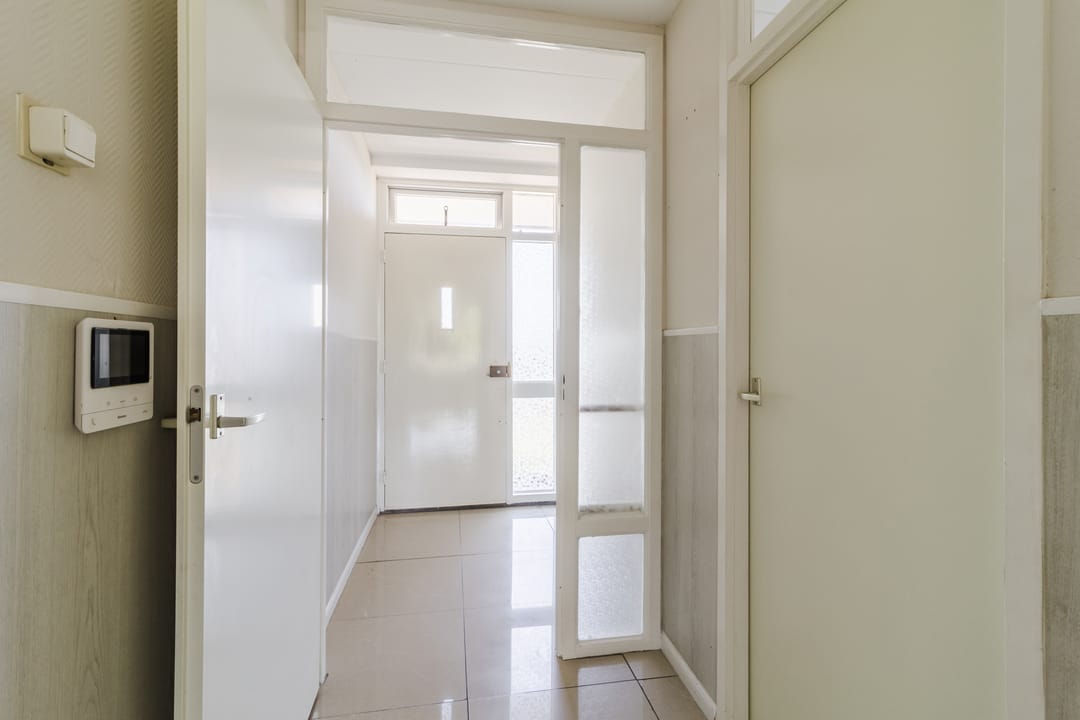 Photo 23 of Zwaluwstraat 94