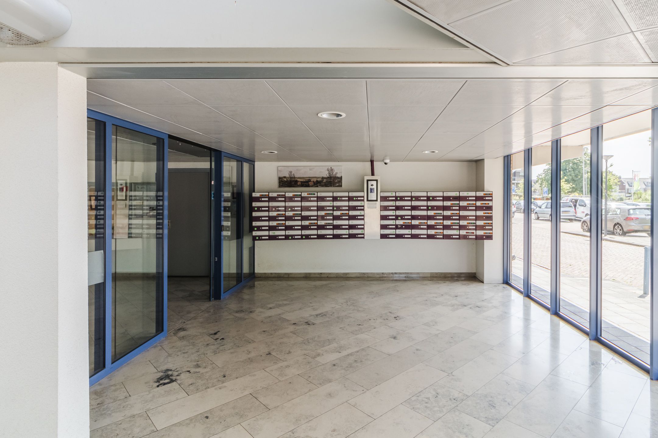 Photo 27 of Zwaluwstraat 94