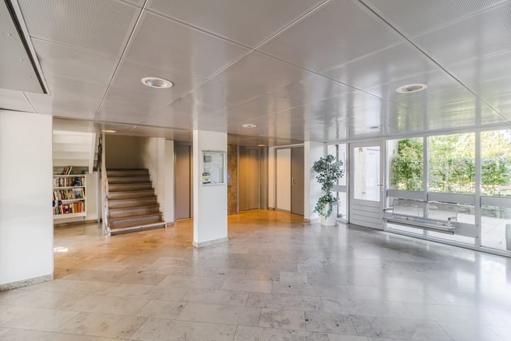 Photo 28 of Zwaluwstraat 94