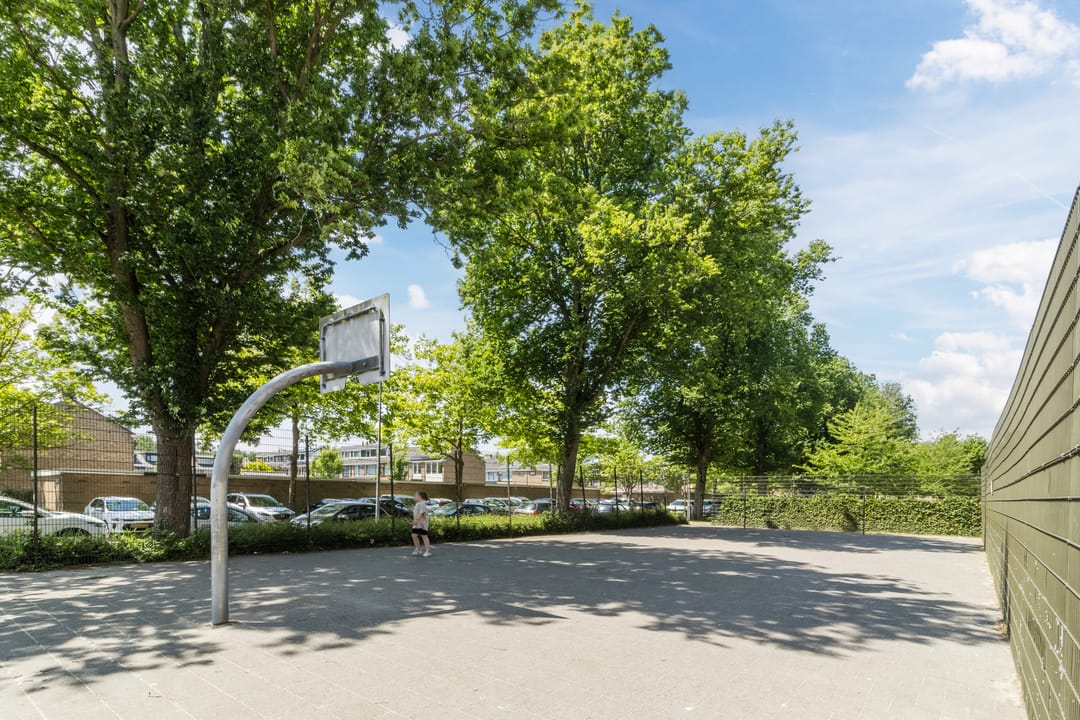 Photo 32 of Zwaluwstraat 94