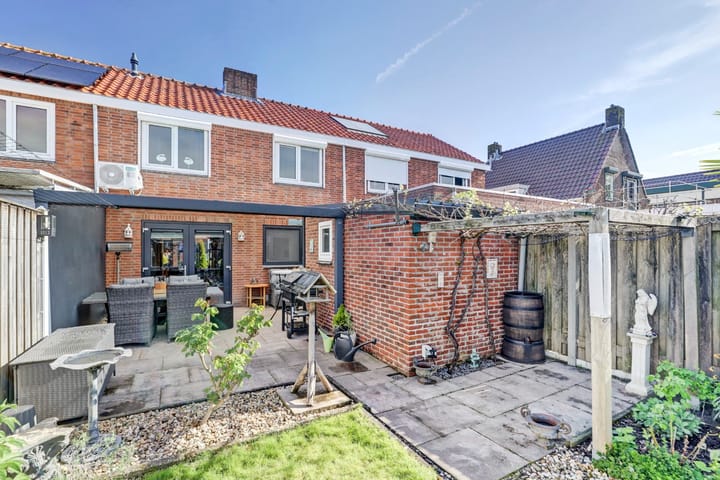 Foto 24 van Adriaan Butijnweg 18