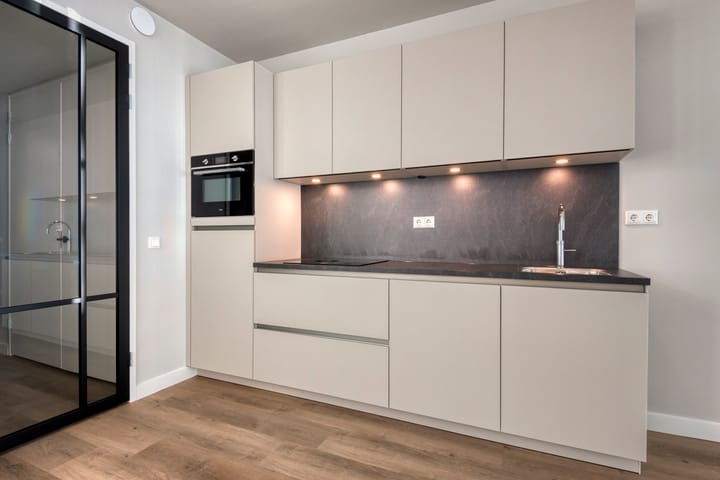 Foto 9 van Isaac Titsinghkade 4-E