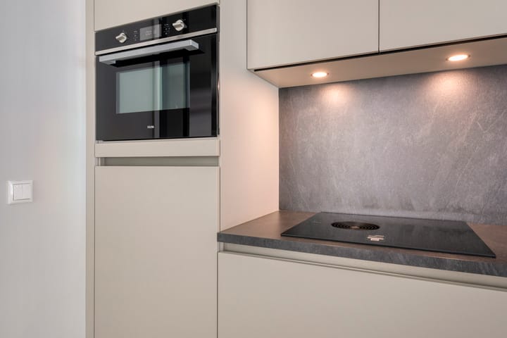 Foto 10 van Isaac Titsinghkade 4-E