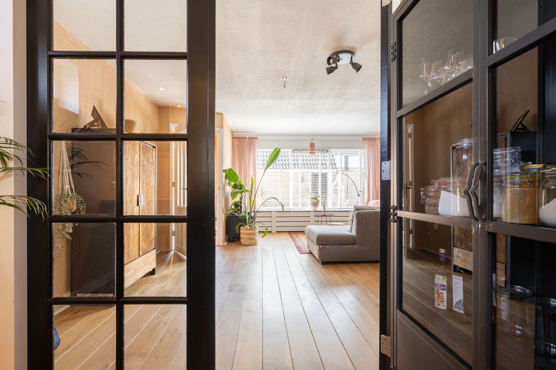 Photo 6 of Lucretia van Merkenlaan 35