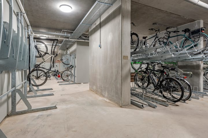 Foto 20 van Isaac Titsinghkade 4-E