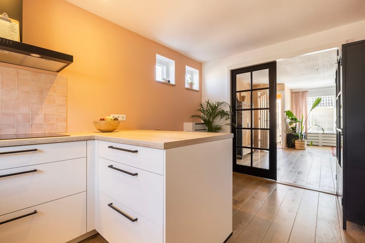 Photo 17 of Lucretia van Merkenlaan 35