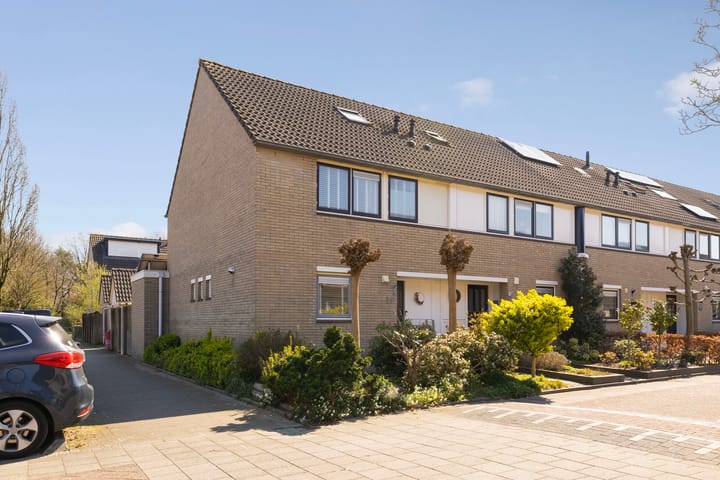 Photo 38 of Lucretia van Merkenlaan 35