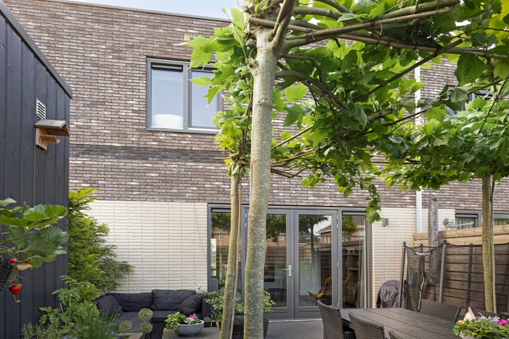 Photo 32 of Zeepkruidstraat 21