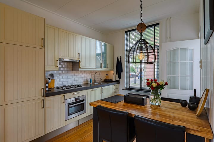 Foto 8 van Emmastraat 30