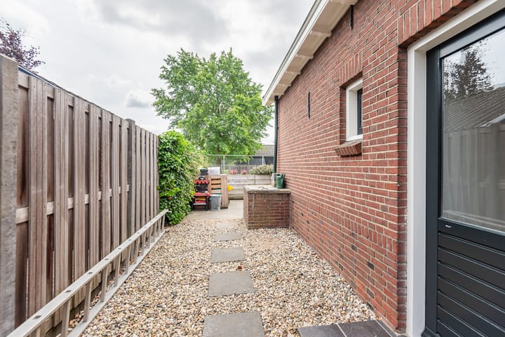 Foto 57 van Schoolstraat 15