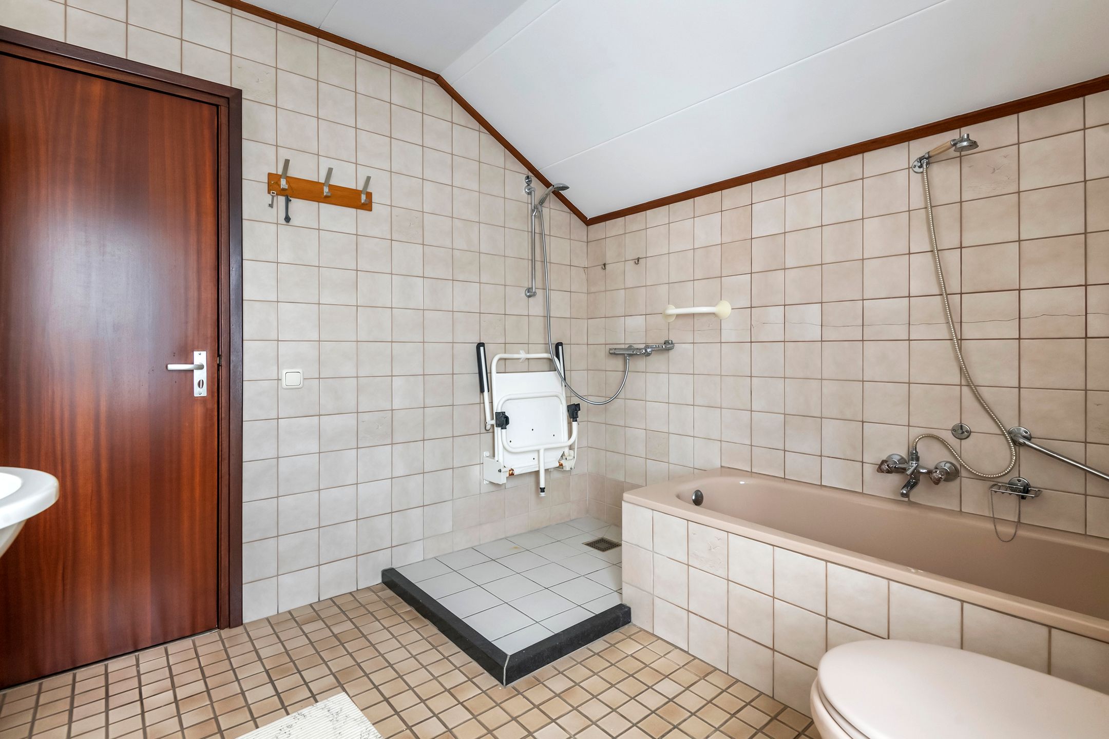 Foto 21 van Dijkstraat 4-A