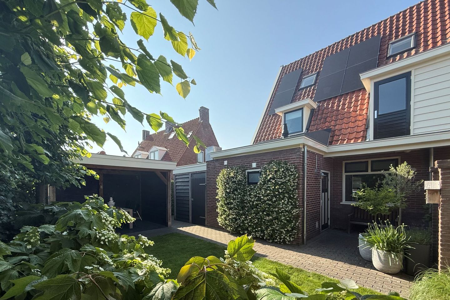 Photo 35 of Dillenburgstraat 18