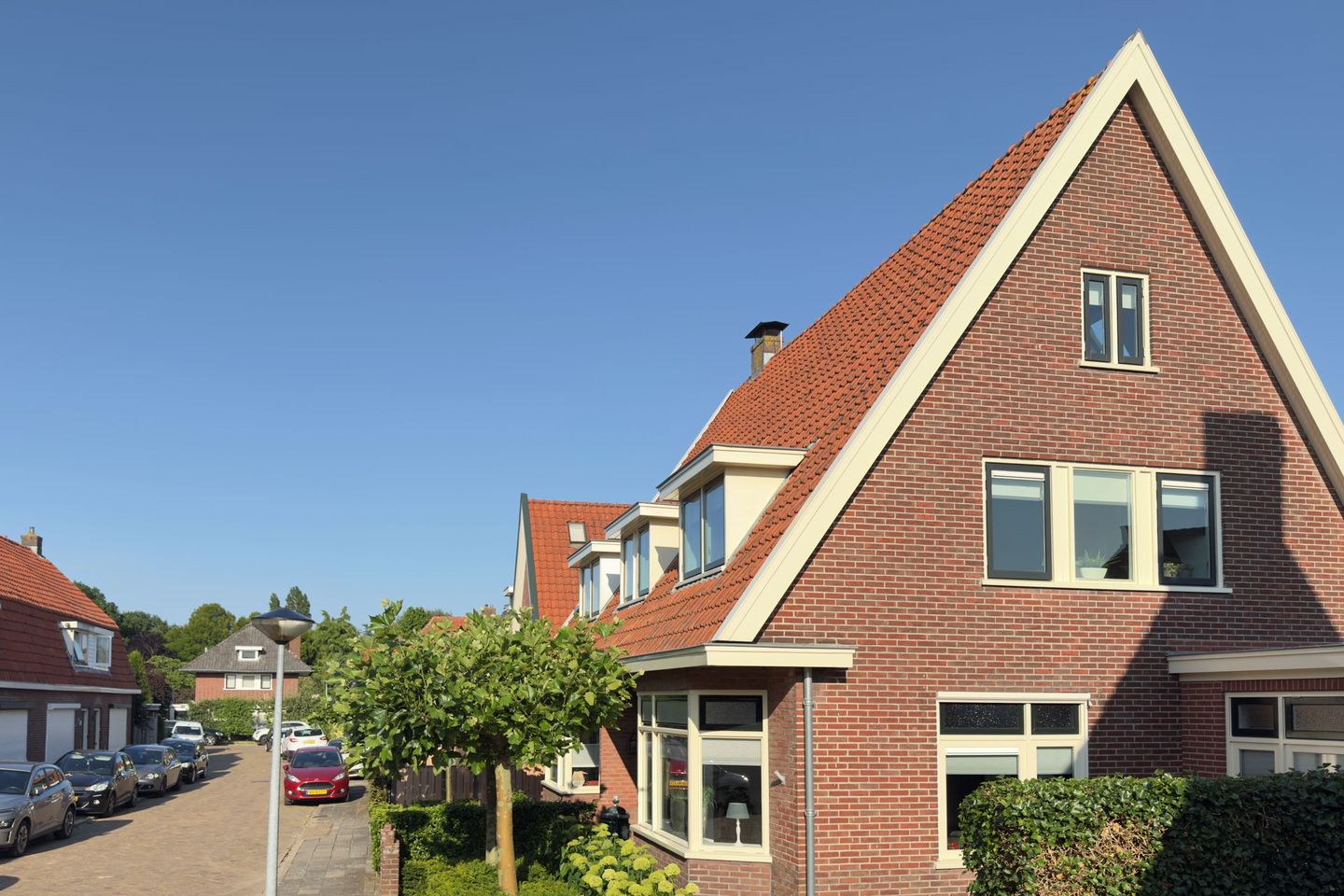 Photo 40 of Dillenburgstraat 18