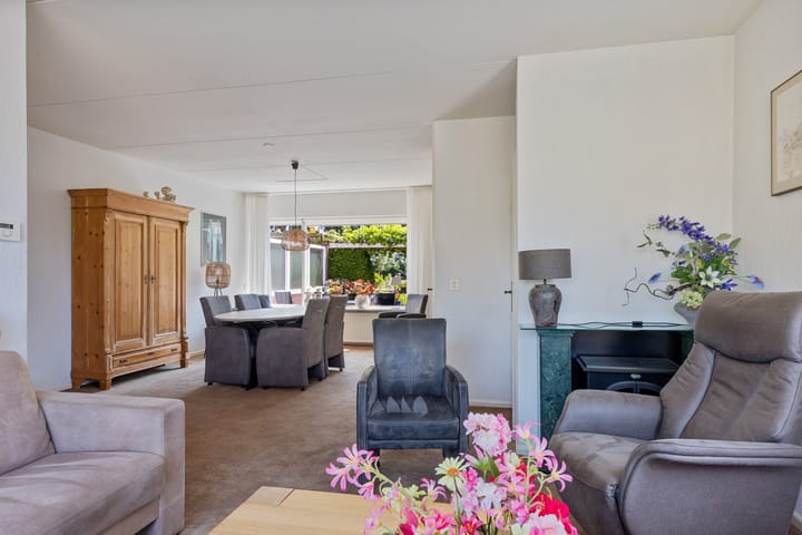 Foto 3 van Meseame 58