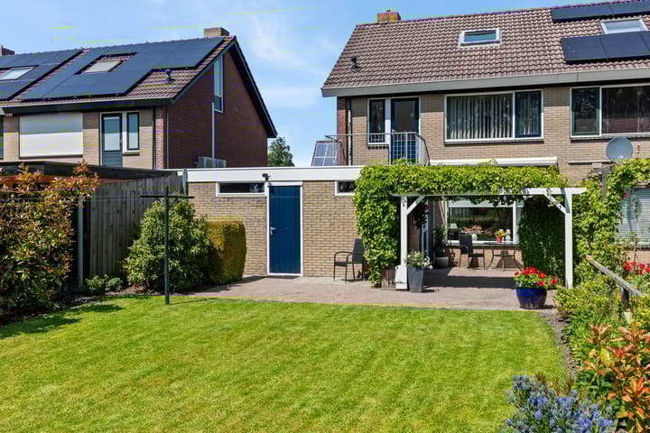 Photo 31 of Meseame 58