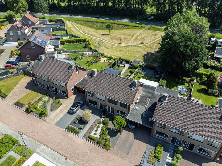 Photo 50 of Meseame 58