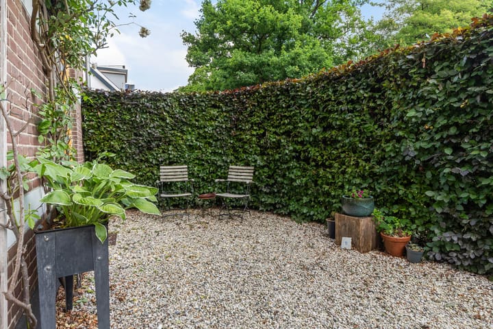 Photo 11 of Celebeslaan 1