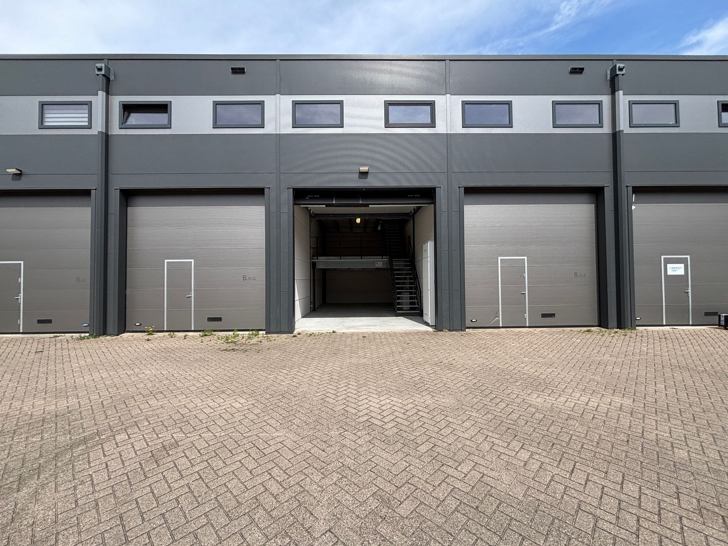 Bekijk foto 1 van Aalsmeerderweg 47-B01F