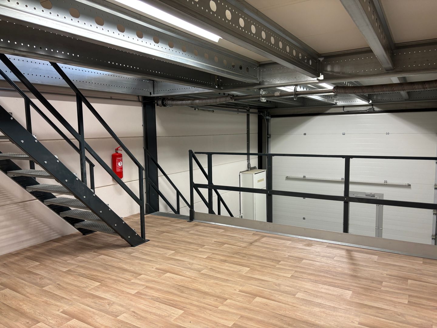 View photo 5 of Aalsmeerderweg 47-B01F