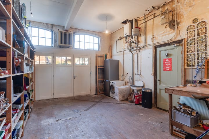 Photo 38 of Celebeslaan 1