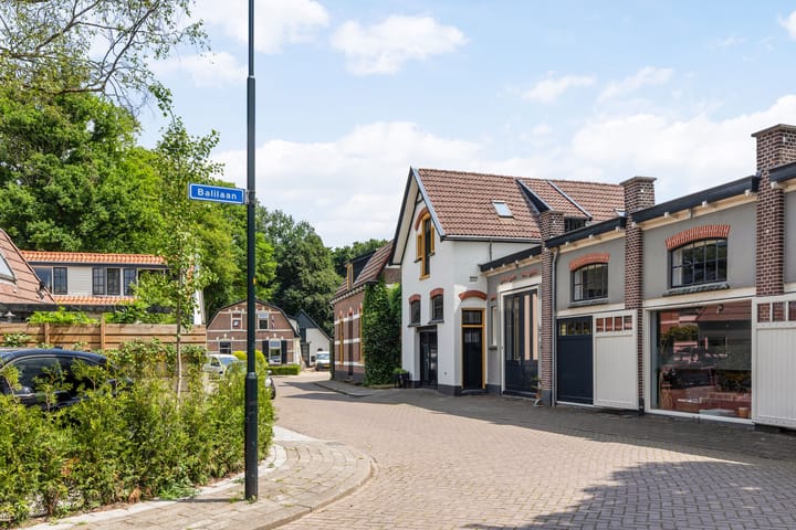 Photo 50 of Celebeslaan 1