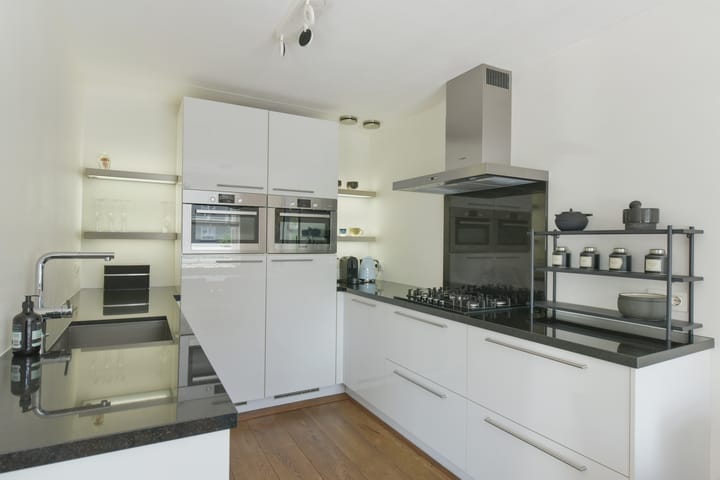 Foto 10 van Bertrand Russellstraat 154