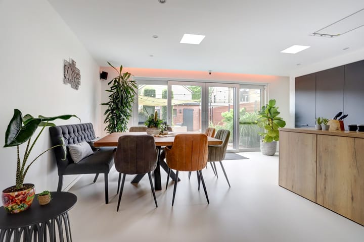 Photo 15 of Narcisstraat 23