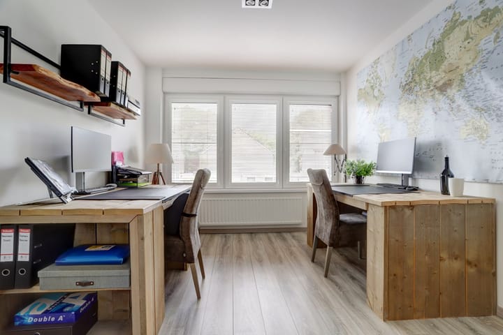 Photo 22 of Narcisstraat 23