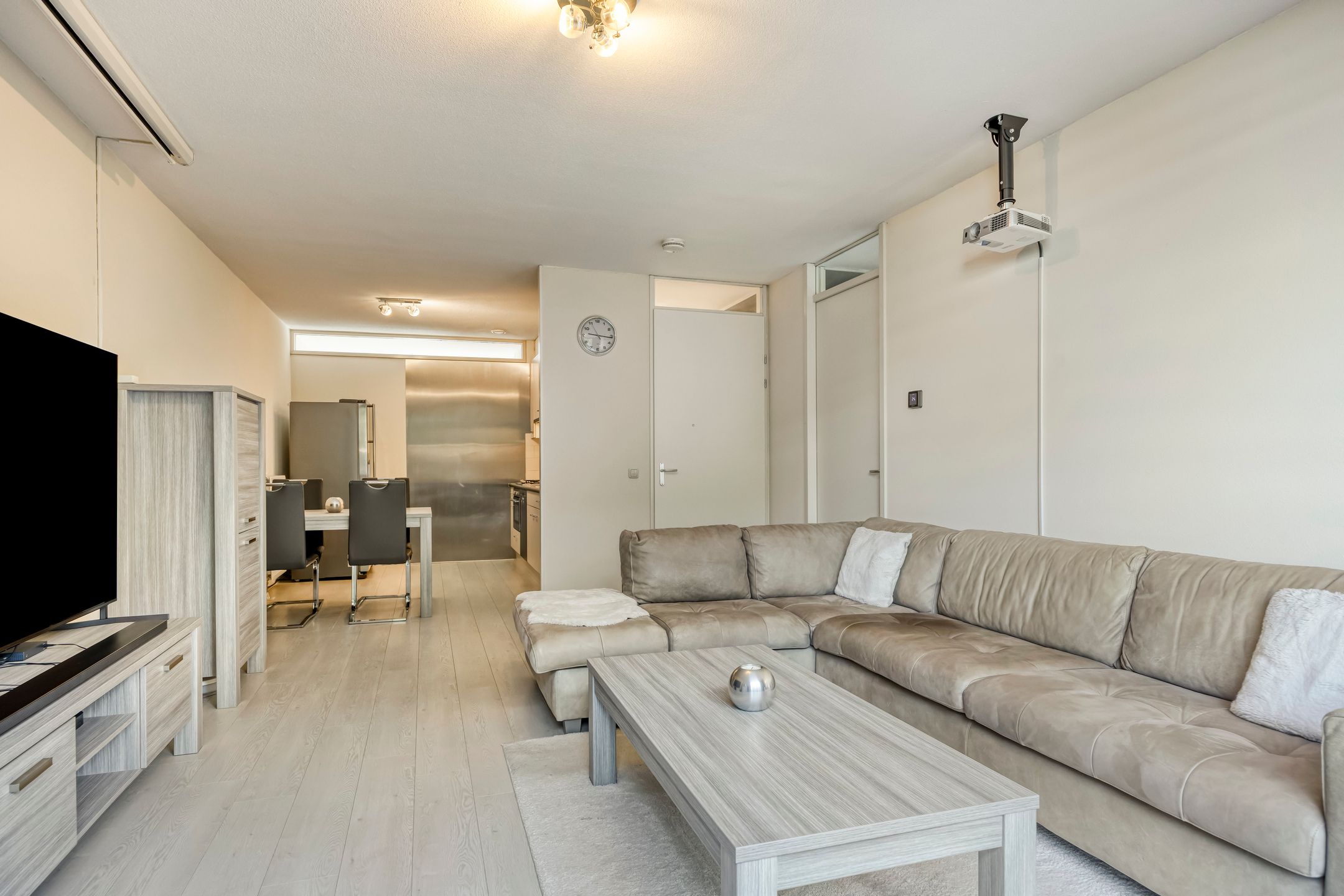 Foto 18 van Glitterstraat 138