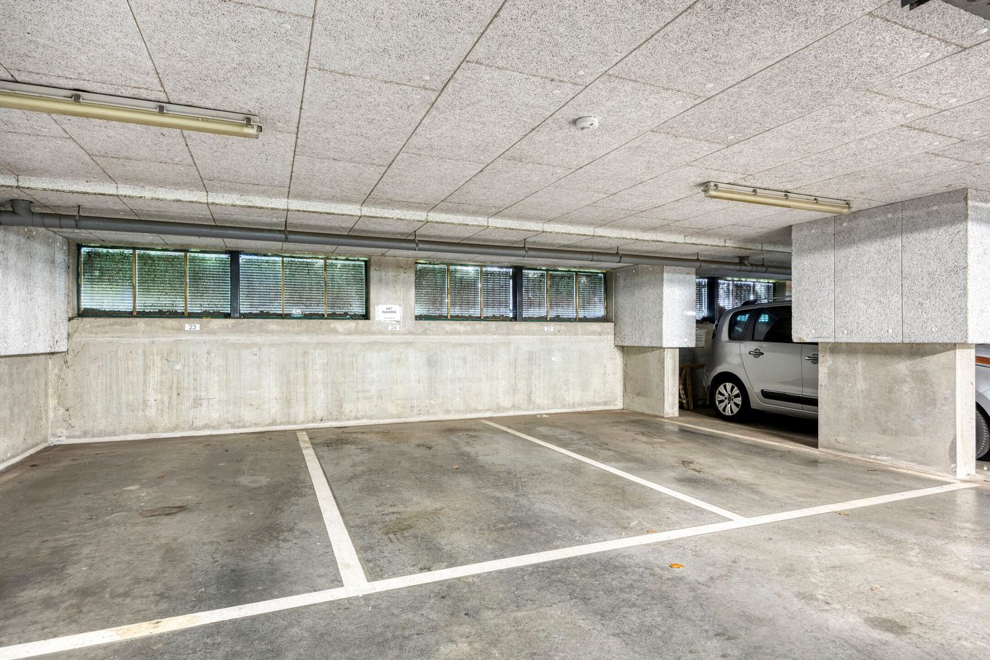 Foto 35 van Glitterstraat 138